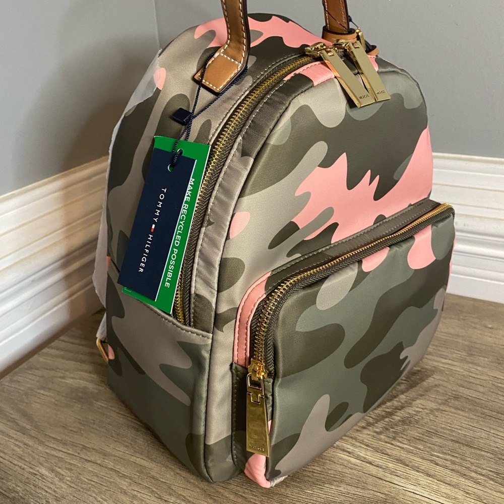Tommy Hilfiger Julia Dome Camo Backpack